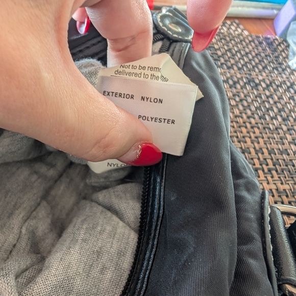 Lacoste Nylon Bag - Picture 4 of 8